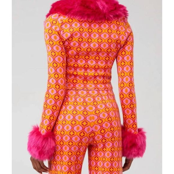 SHOW ME YOUR MUMU pre-loved zermatt zip up in pink geo jacquard - Picture 3 of 4